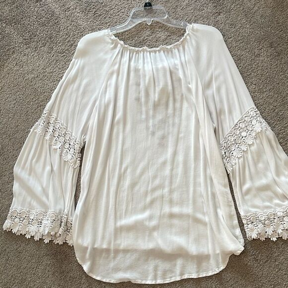 Ladies blouse - Picture 6 of 8